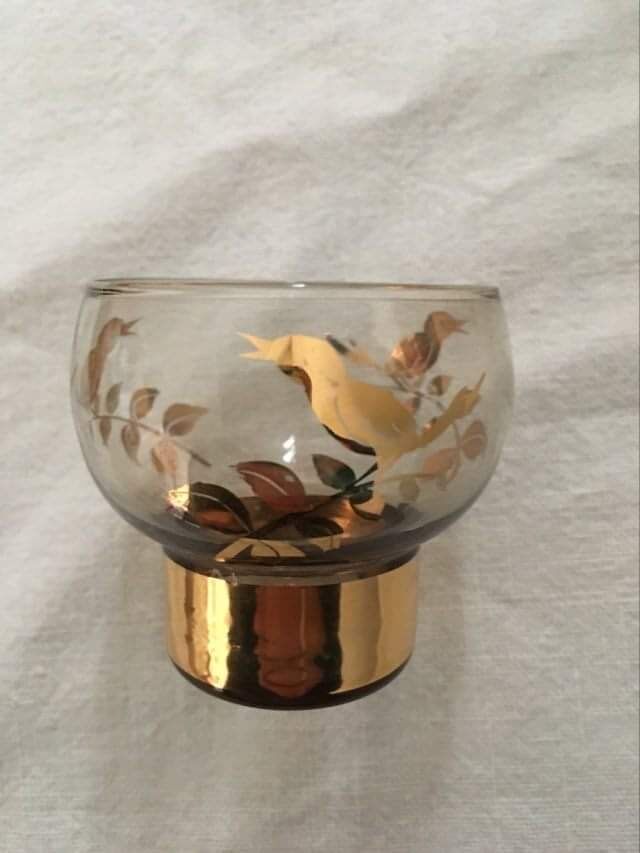 Art Deco liquor service.