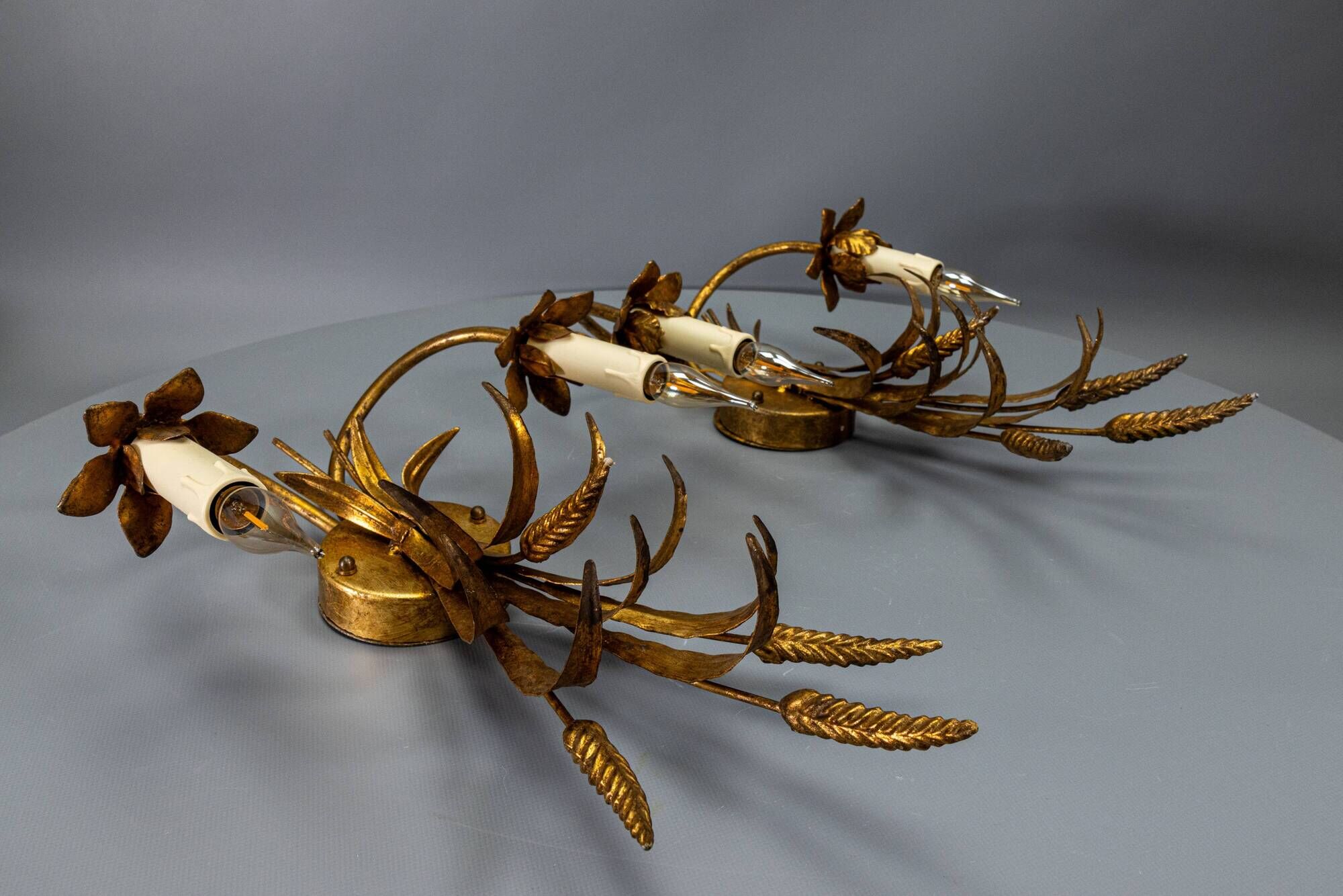 Pair of Hollywood Regency Style Gilt Metal Double-Arm Wheat Sconces, 1970s