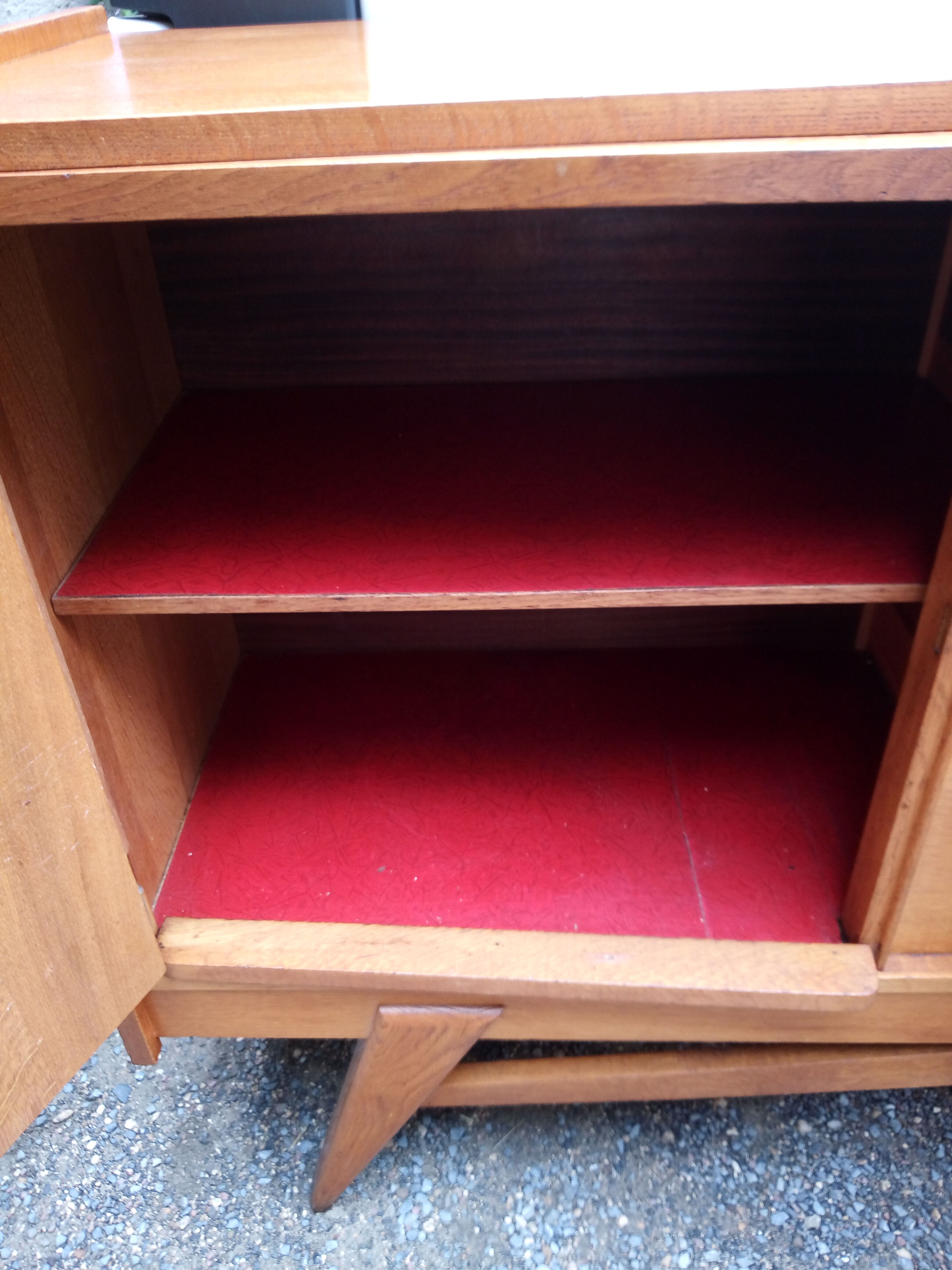 Enfilade à pieds compas
