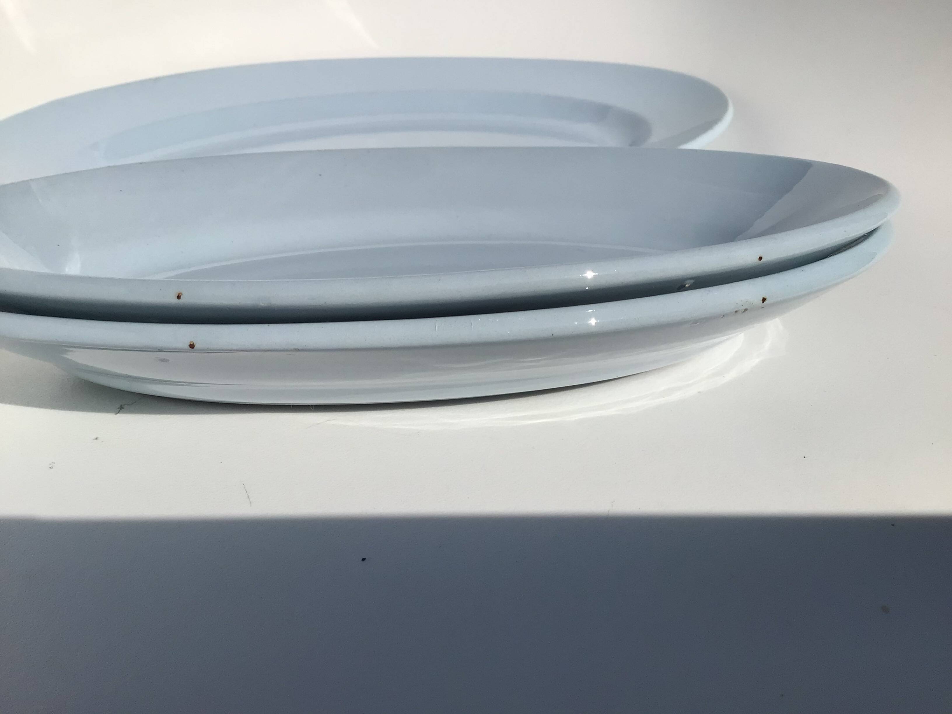 Plat ovale et deux ramequins assortis 50’s ciel