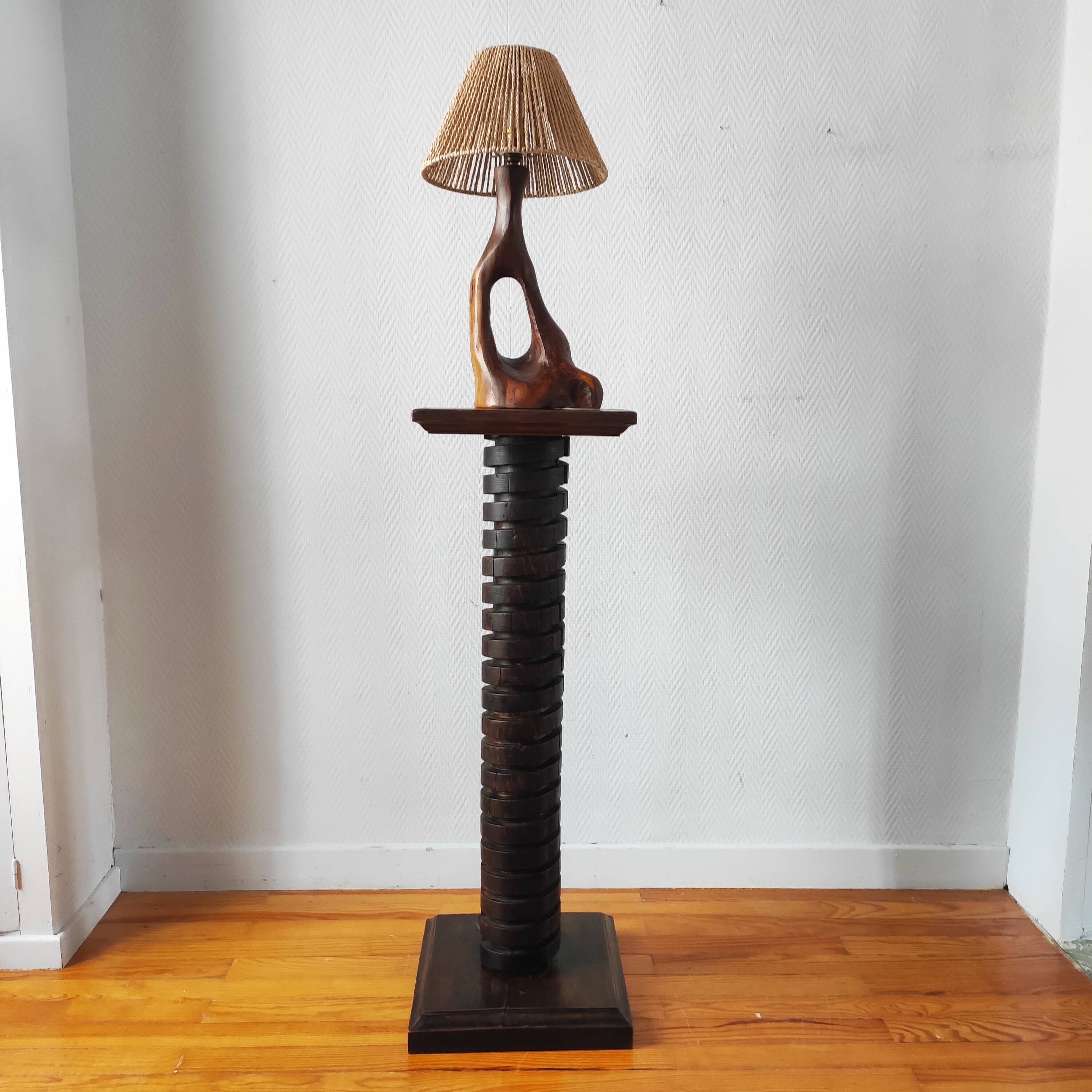 Brutalist column – old Burgundy press screw