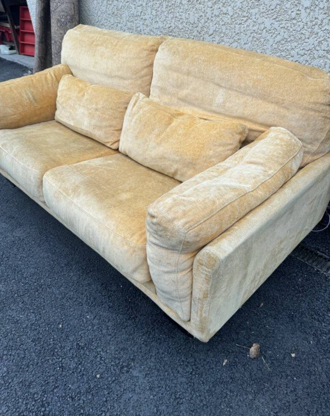 Roche Bobois 2-3 seater convertible sofa bed in velvet fabric