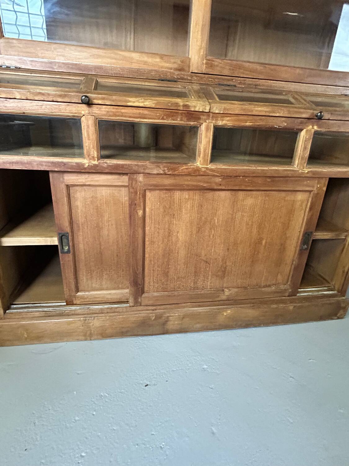 Large antique glass-fronted cabinet made of solid wood – Late 19th century