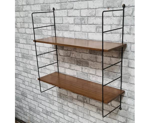 Etagère design A.Dekker 1960 a 70. en bois stratifié 72x72x21. bien dans son jus