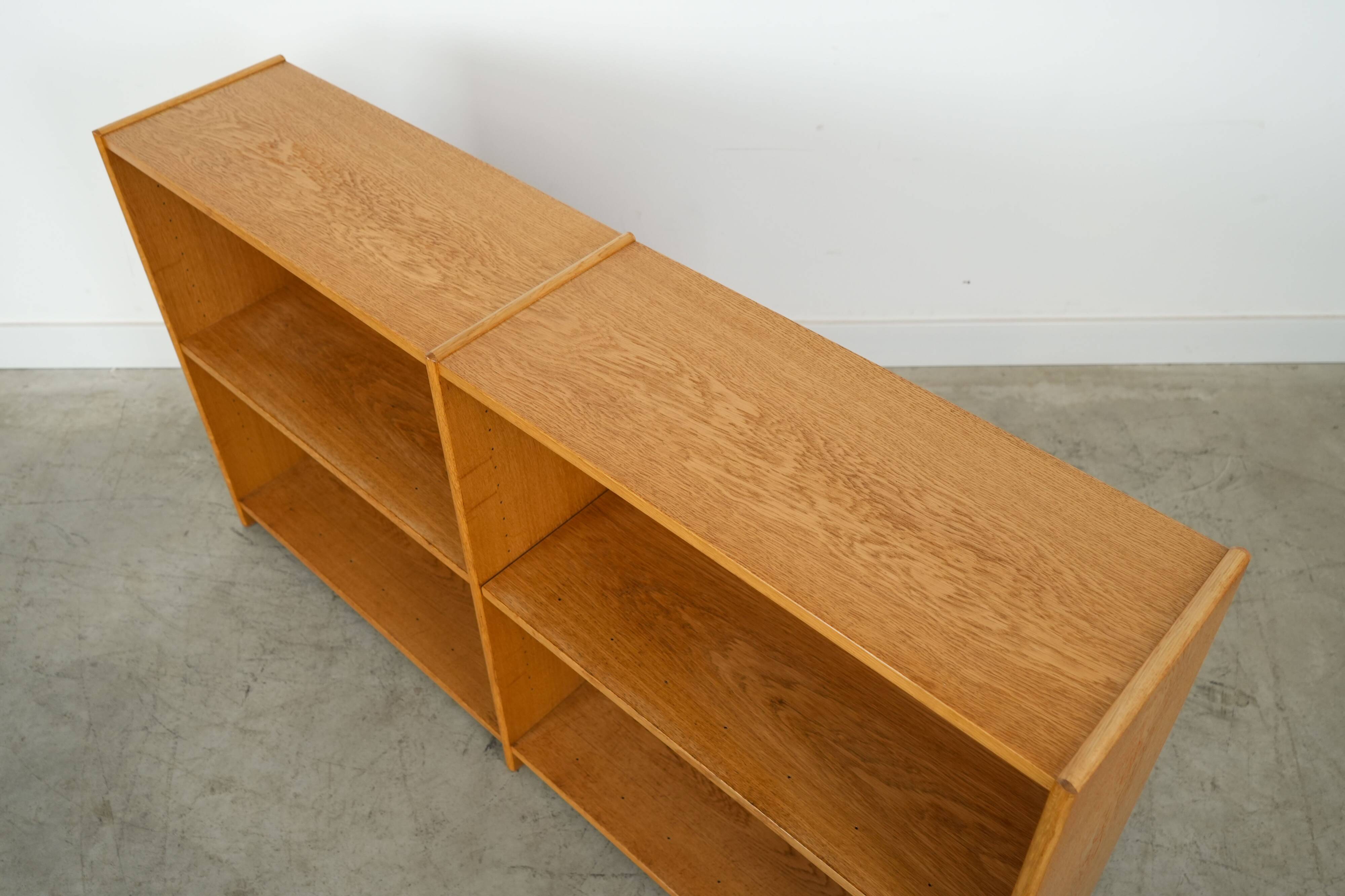 Oak bookcase, Danish design, 1970s, manufacturer: Lyby Møbler