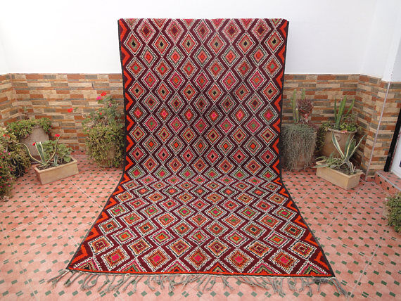 Berber carpet 320 x 182 cm