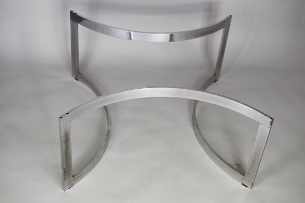 Table basse éditée par Dassas, piètement en acier chromé et dalle de verre épais, France, 1963