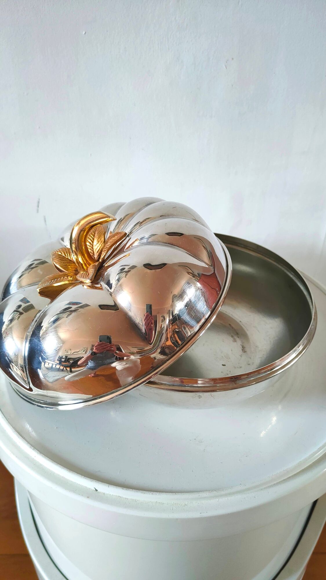 Ice cube bucket pumpkin silver metal design 70s