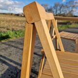 Set of 2  folding chairs