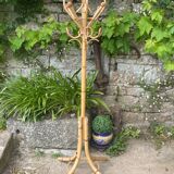 Rattan parrot coat rack 70'