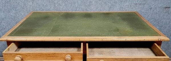 Bureau de centre époque Napoléon III en bois clair