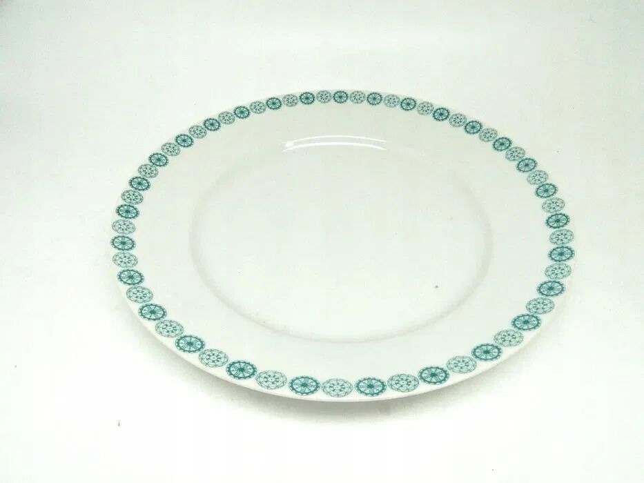 L5B NEW LOOK Centre Plate, Czechoslovakia