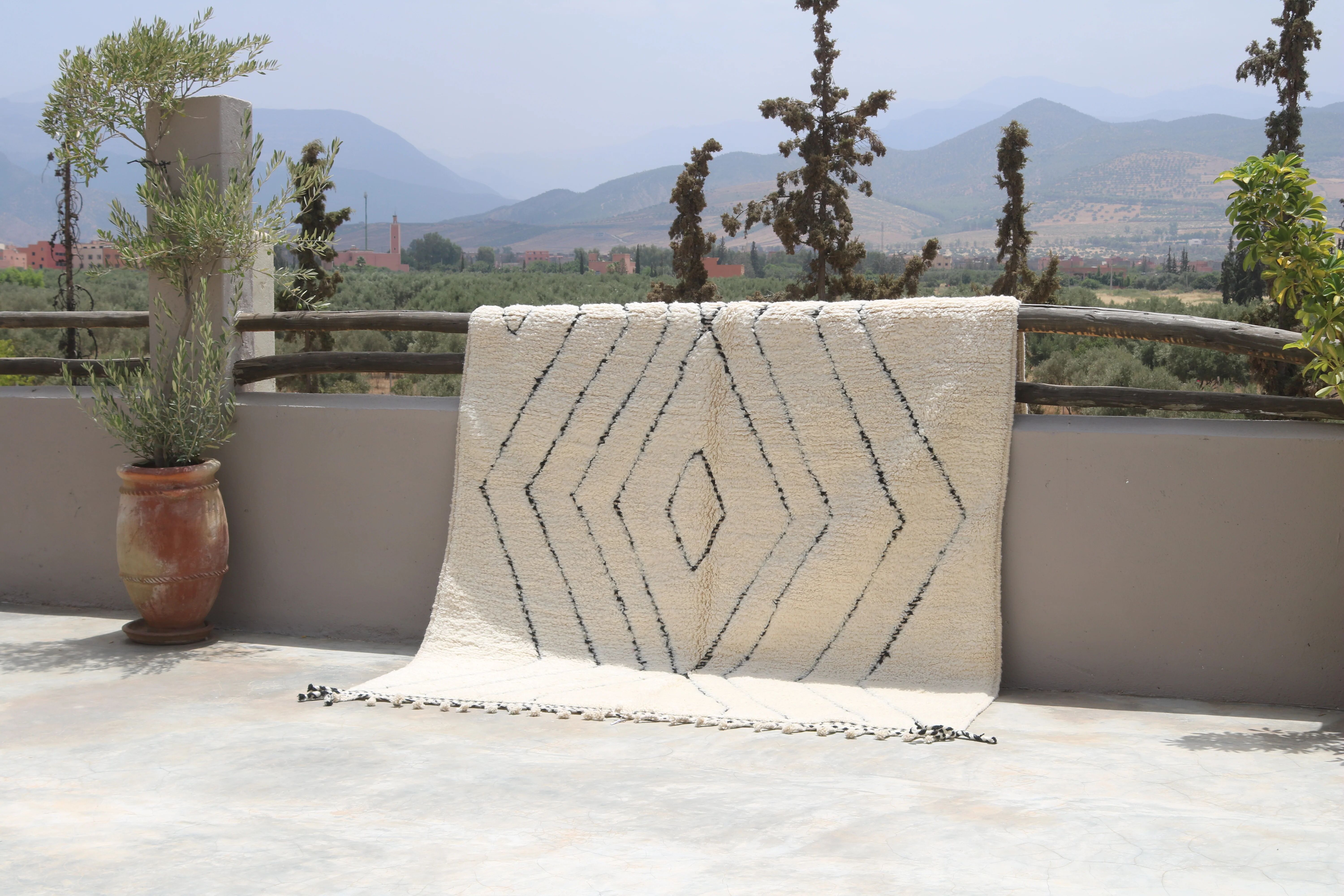 Grand tapis Beni Ouarain, 300 x 200 cm - G1029