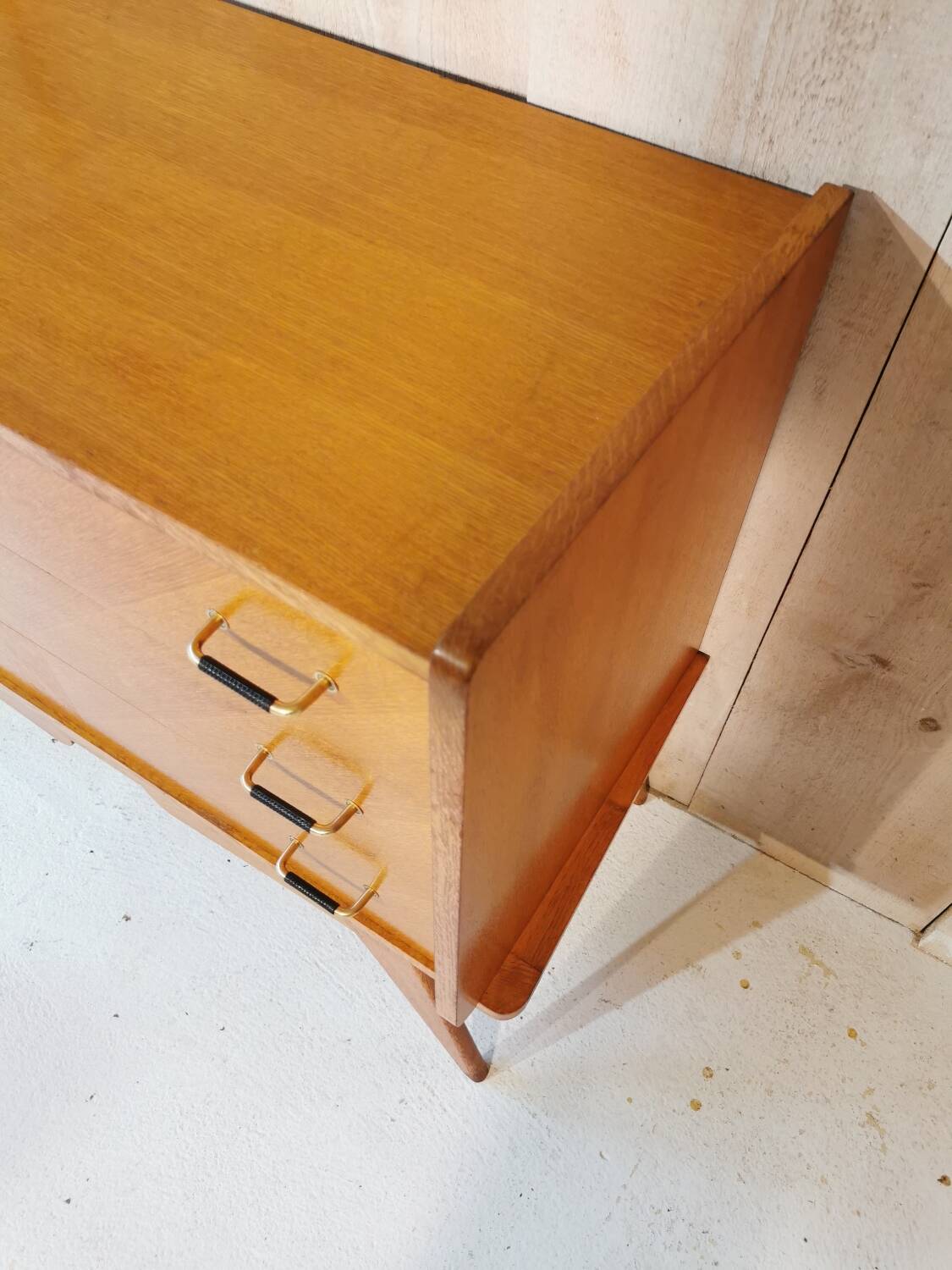 Vintage chest of drawers