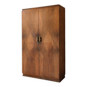 Armoire anglaise art