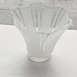 Globe tulipe en verre transparent et blanc, en forme de corolle de fleurs, vintage 1950