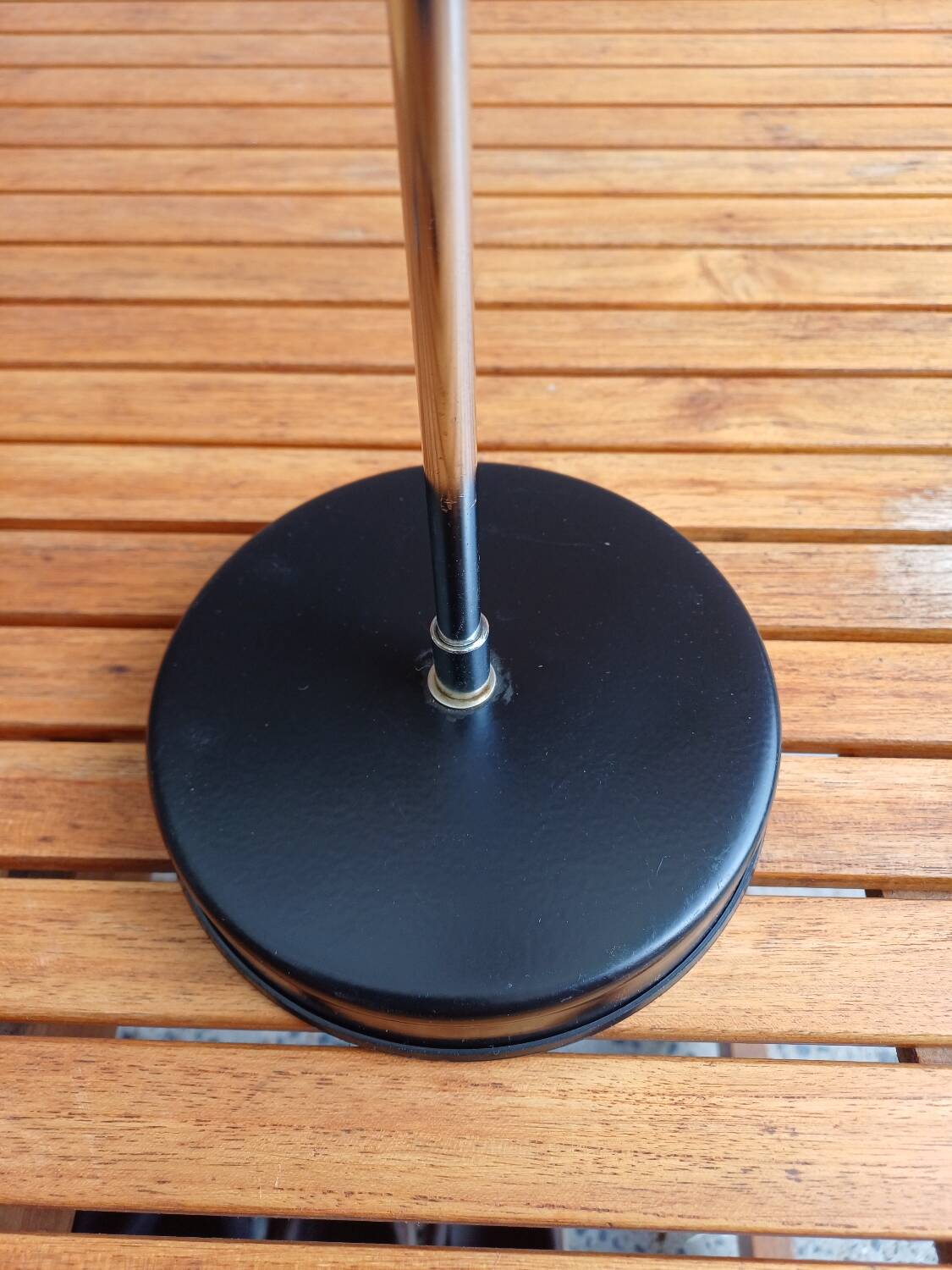 80's black pendulum lamp