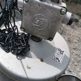 Industrial enamelled pendant lamp