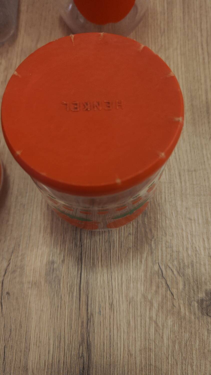 Henkel pot