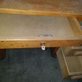 Bureau administration pied traineau luge