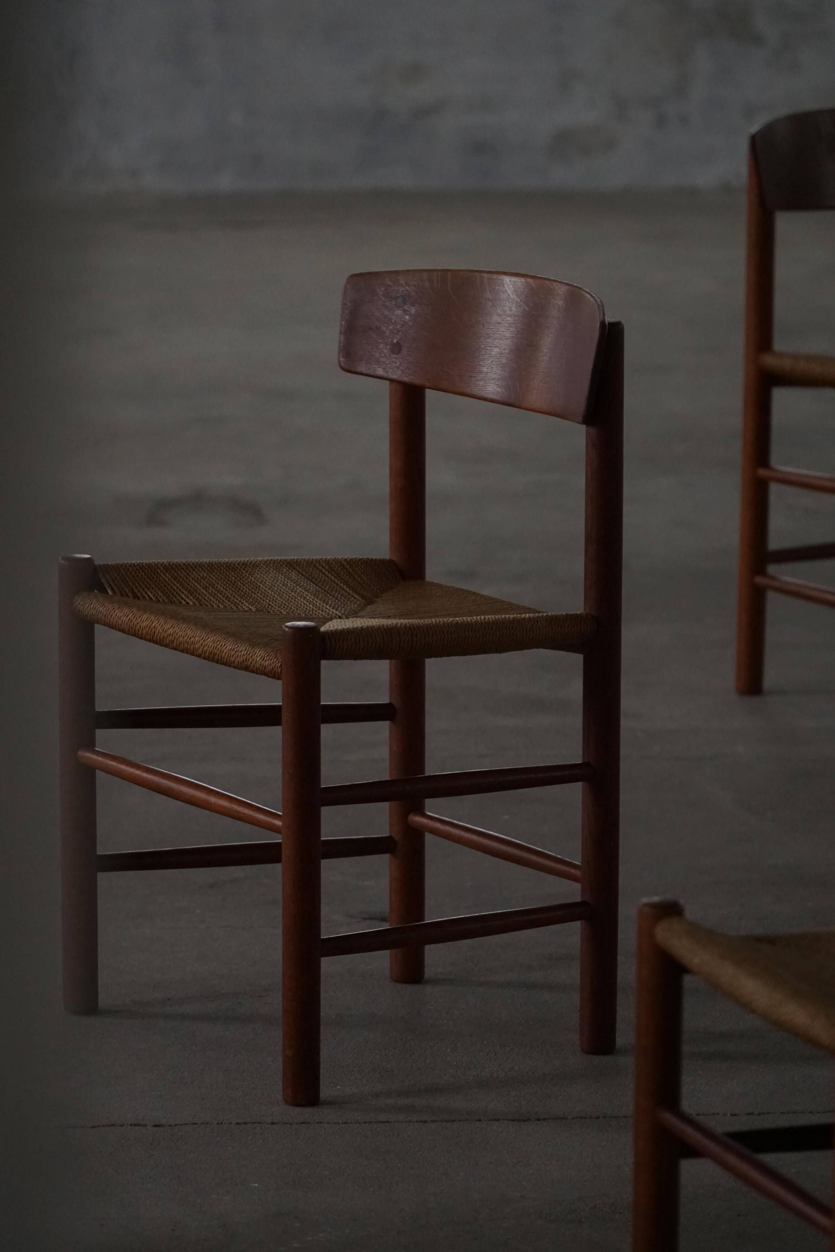 Set of 6 'Folkestole' J39 dining chairs by Børge Mogensen in oak, FDB Møbler, 1950s.