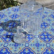 Glass carafe