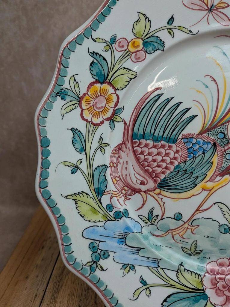 Decorative plate in earthenware Ânfora Águeda – Portugal – Hand-painted exotic bird