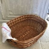 Oval woven wicker basket 52 cm