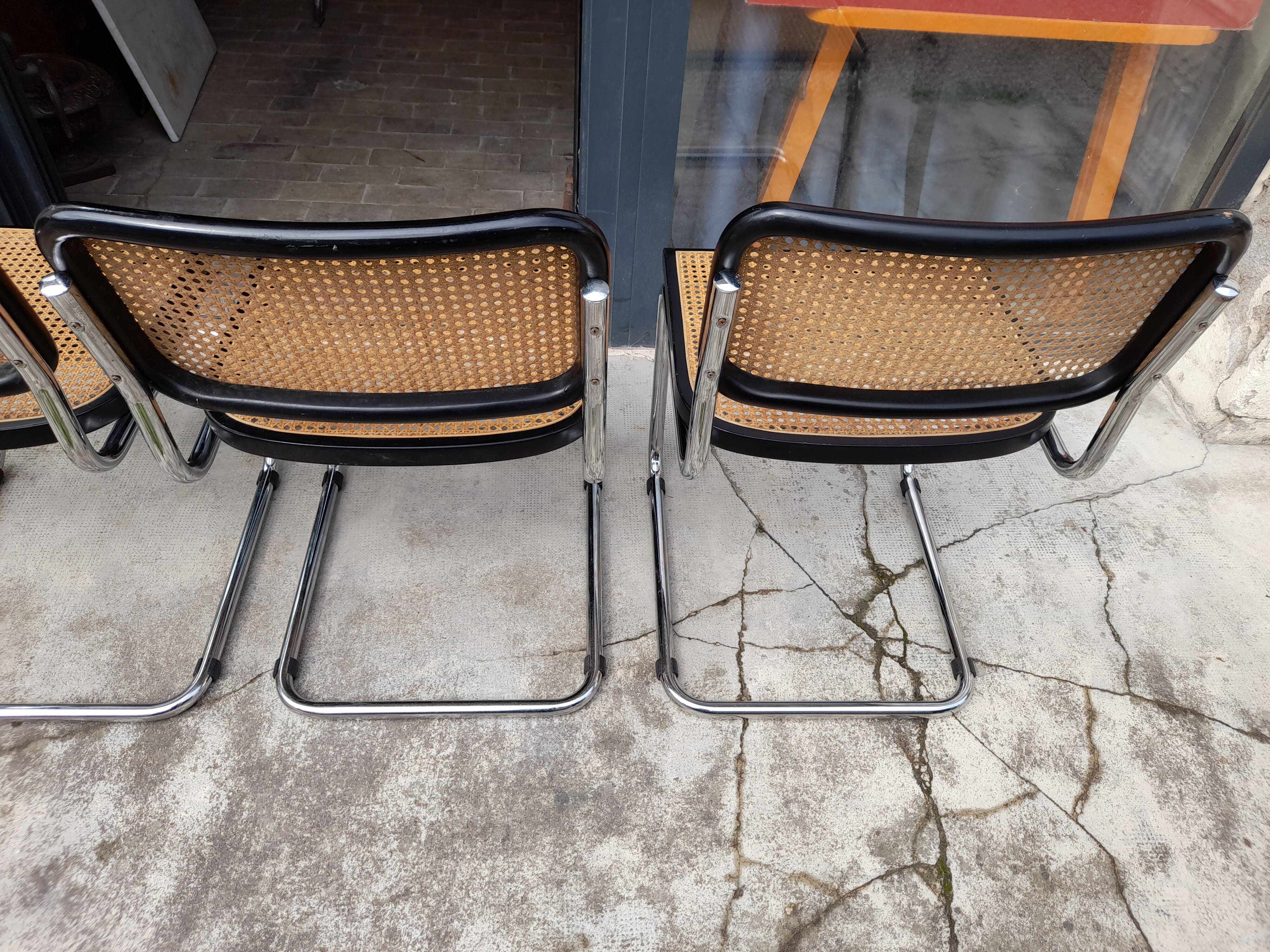 Serie de 4 Chaises B32 de Marcel Breuer