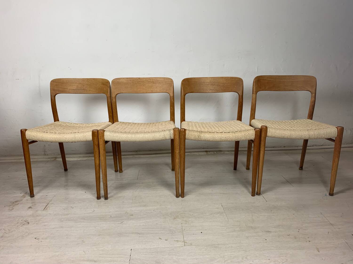 Teak chairs model 75 Niels Moller
