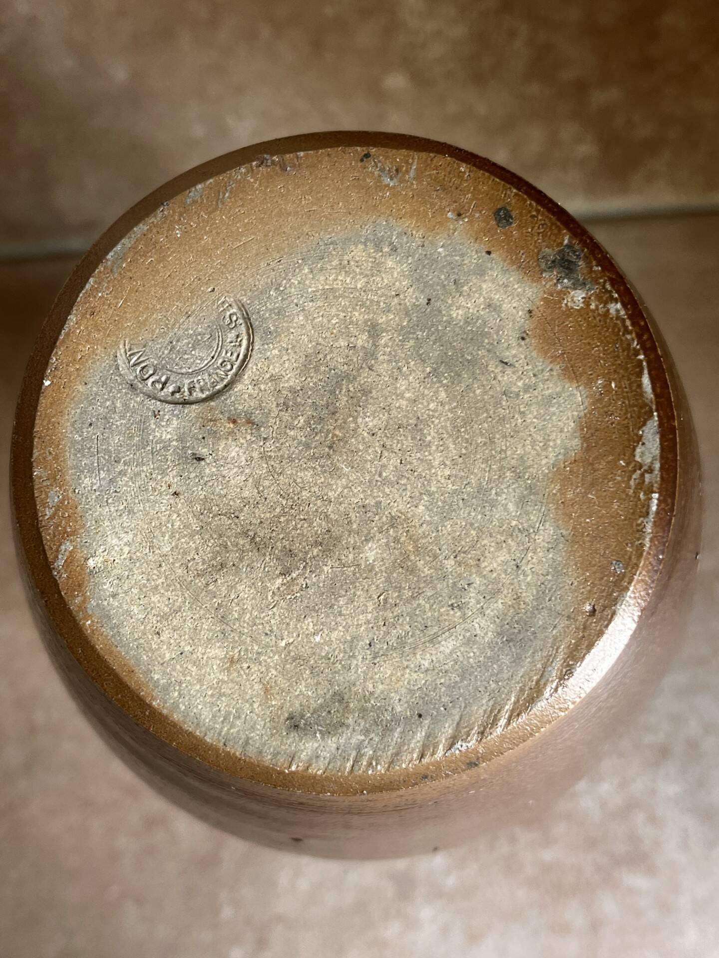 Give me a ceramic jug.