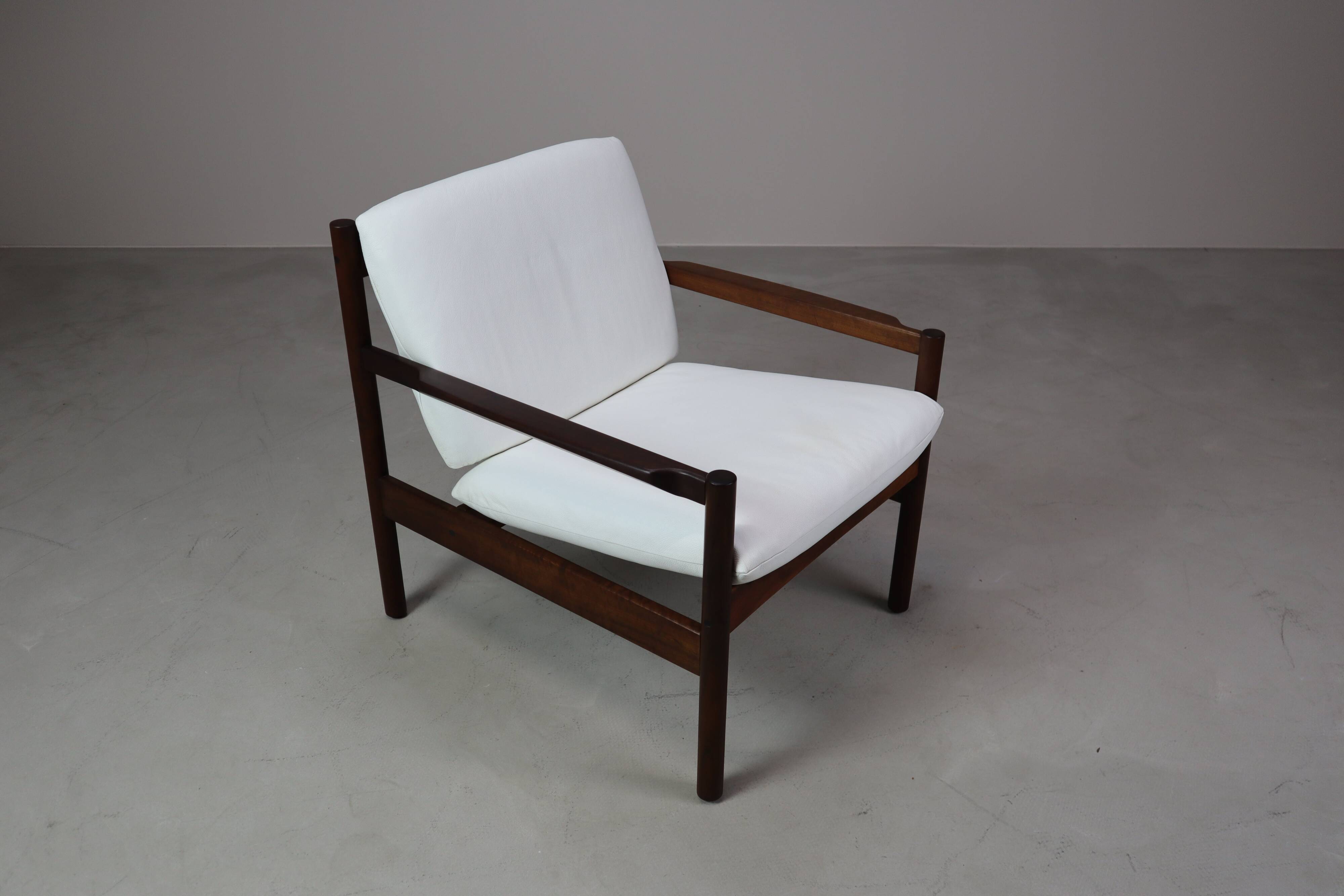 "Ouro Preto" armchair by Michel Arnoult for Mobilia Contemporânea, Brazil 1958