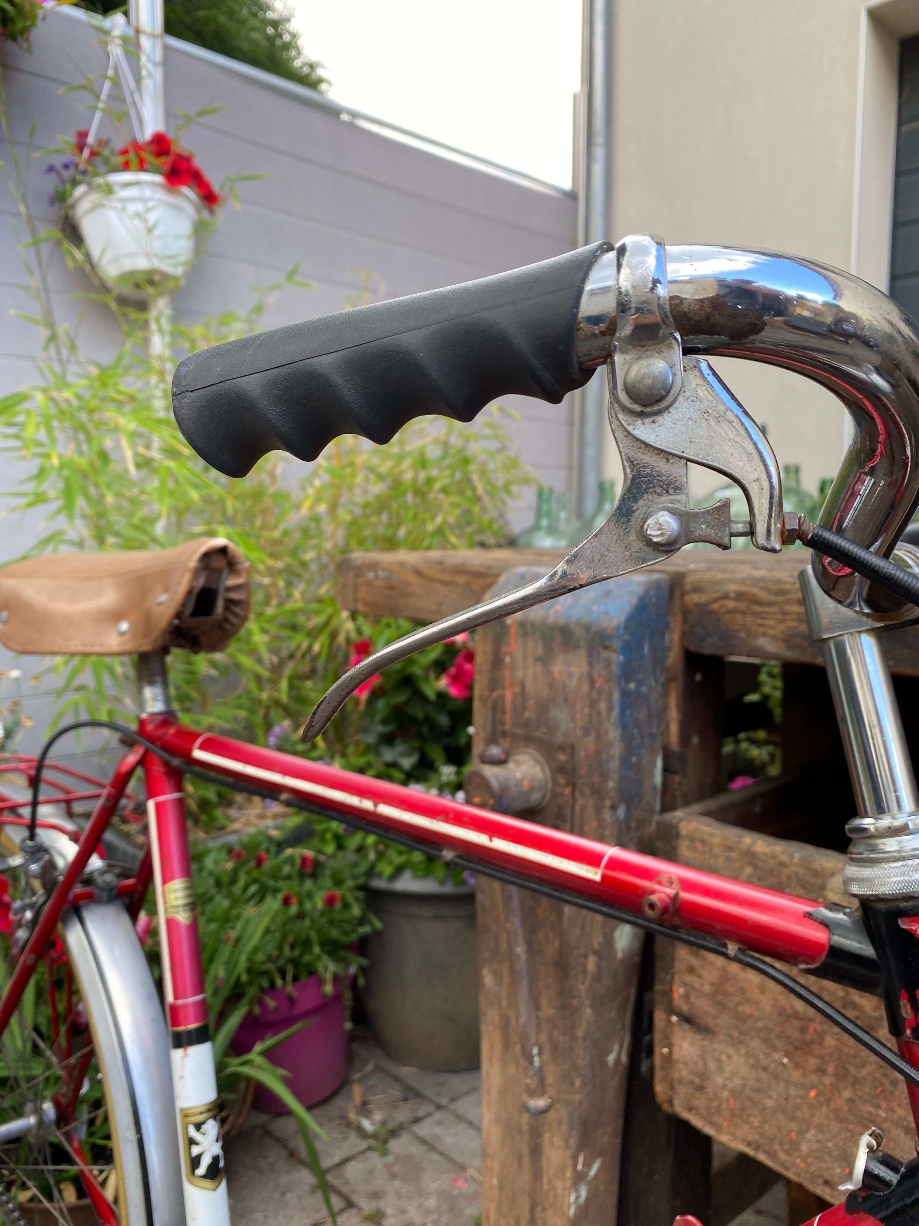 ancien vélo peugeot helieum femme 1960 old bike | UK