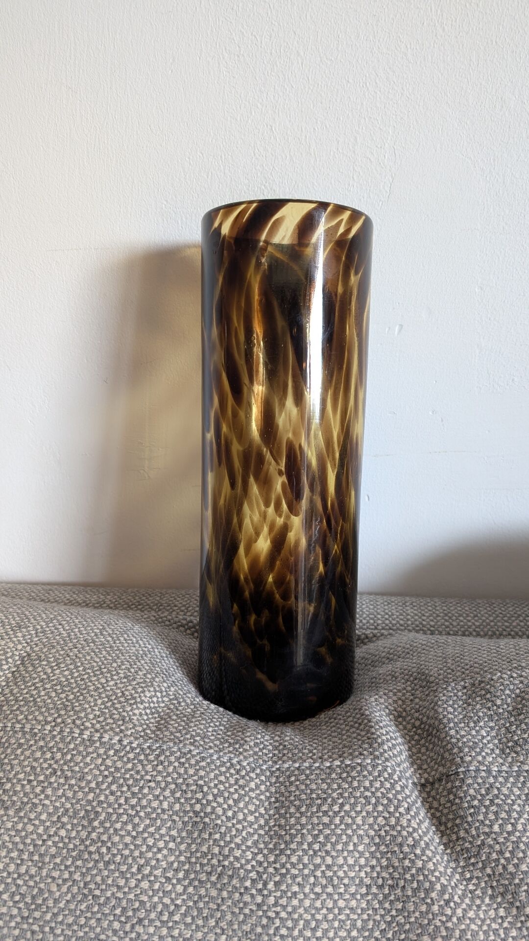 Large cylindrical vase in blown Italian glass – Tartaruga decor