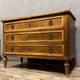 Superbe commode époque Louis XVI en noyer