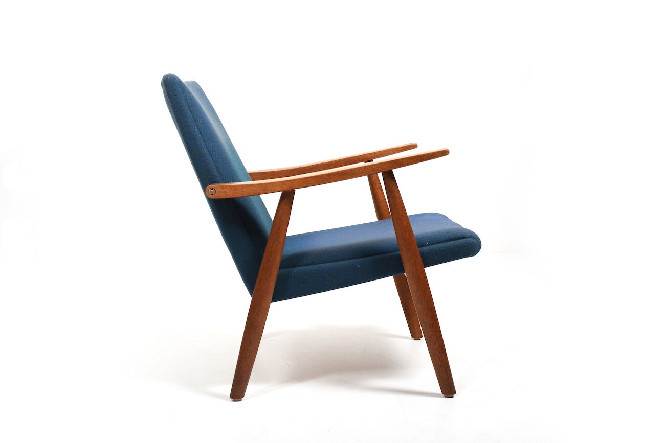 GE-260  Easychair in Oak by Hans J. Wegner 1950s