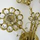 Grande paire d'appliques murales vintage Palwa fleurs cristal et laiton à 4 feux. Années 70