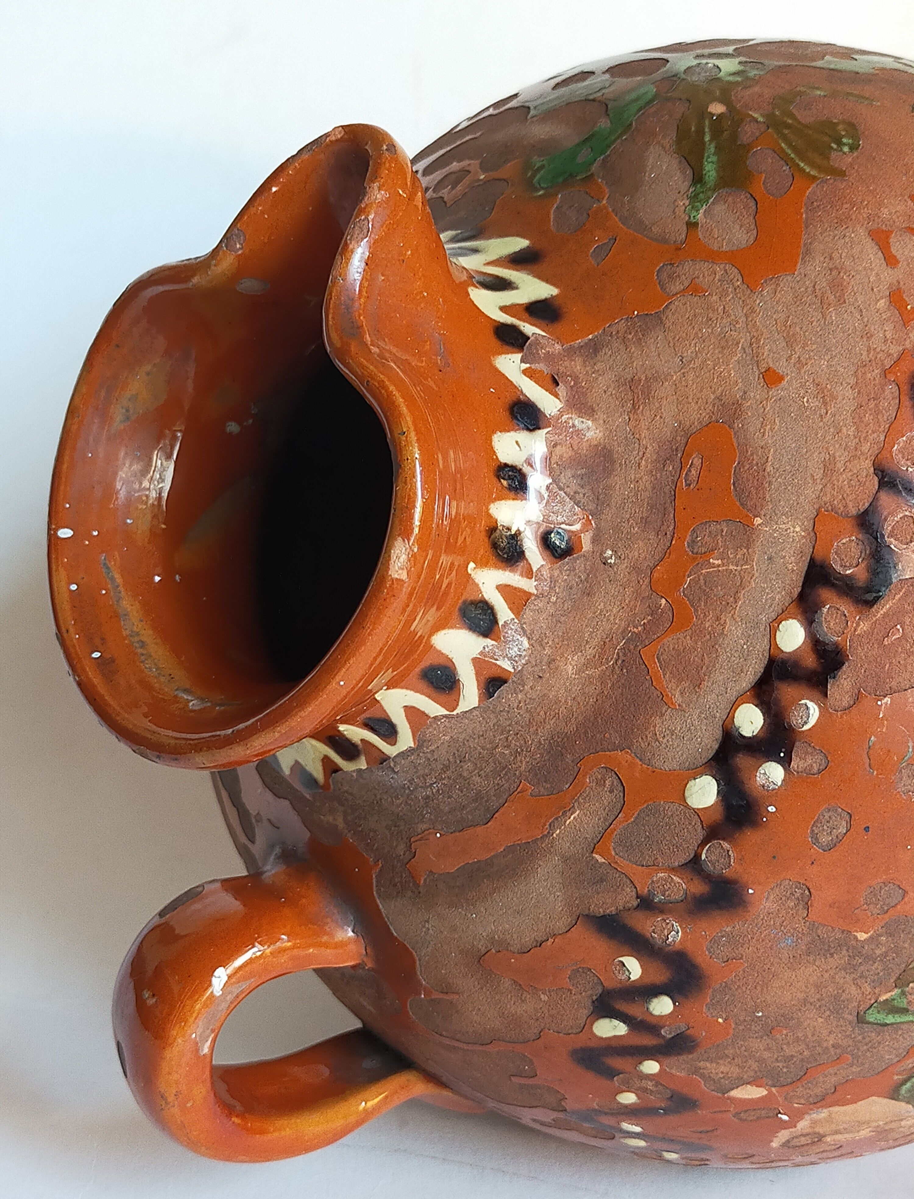 Hertz annecy pottery with beak and old cove early twentieth