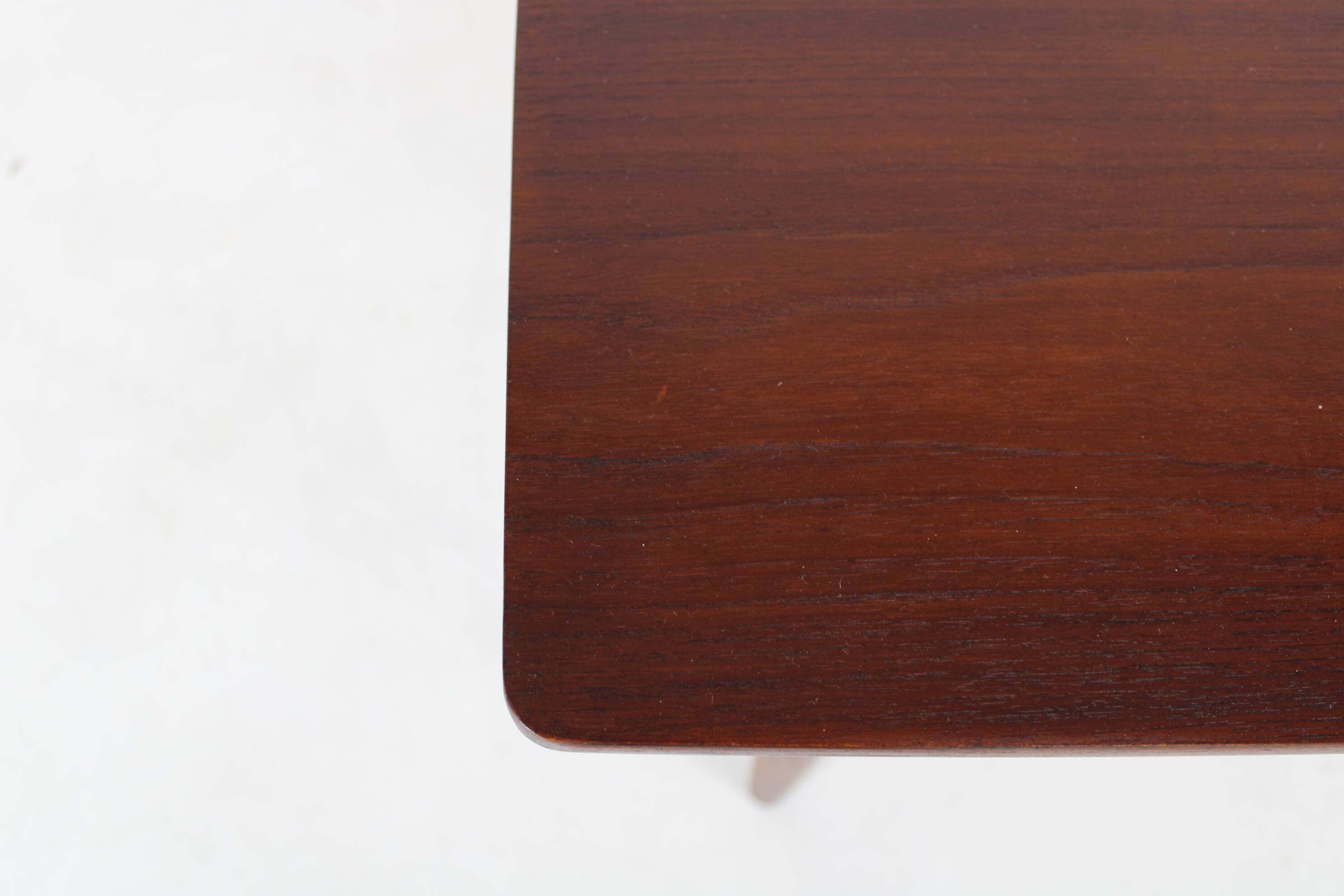 Table basse danoise en teck des années 1960