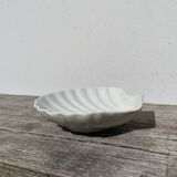 White porcelain shell bowl