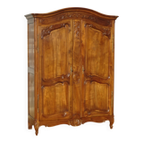 Walnut wardrobe in Louis XV style