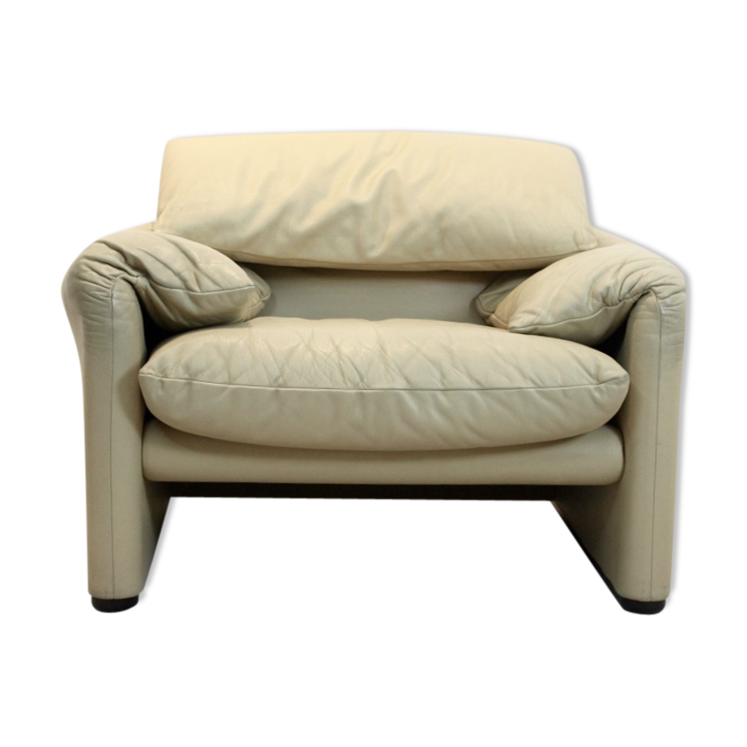 Maralunga Leather Lounge Chair by Vico Magistretti for Cassina, Italy