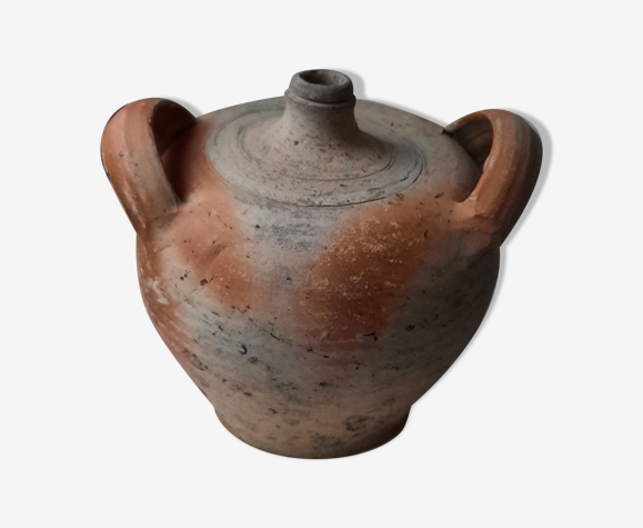Ancient terracotta pot