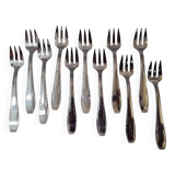 11 fourchettes à huîtres de 1980