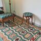 Tabouret en bois courbé vintage – tissu bleu graphique – années 50/60