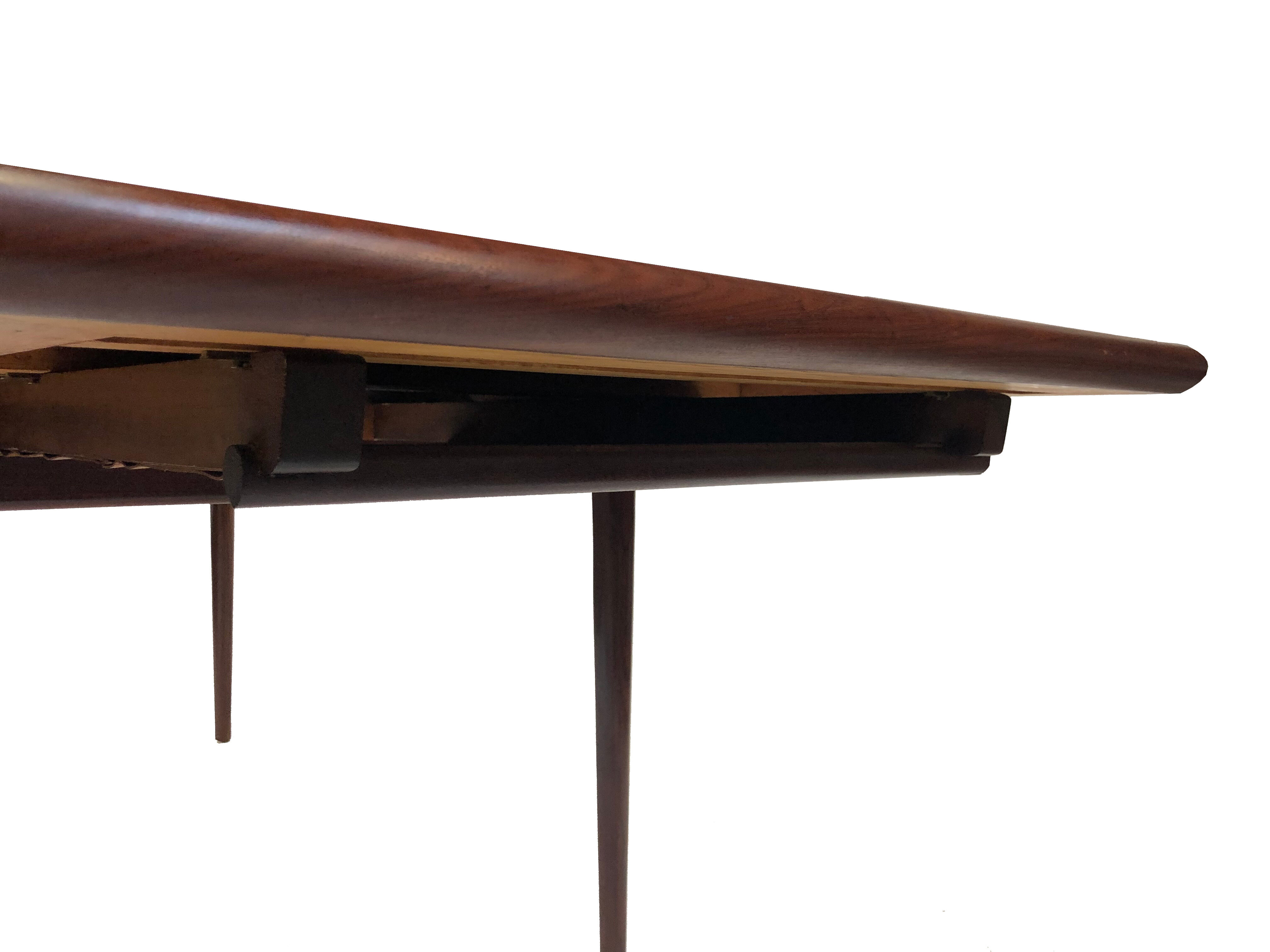 Table à manger vintage Topform en teck massif extensible 1960