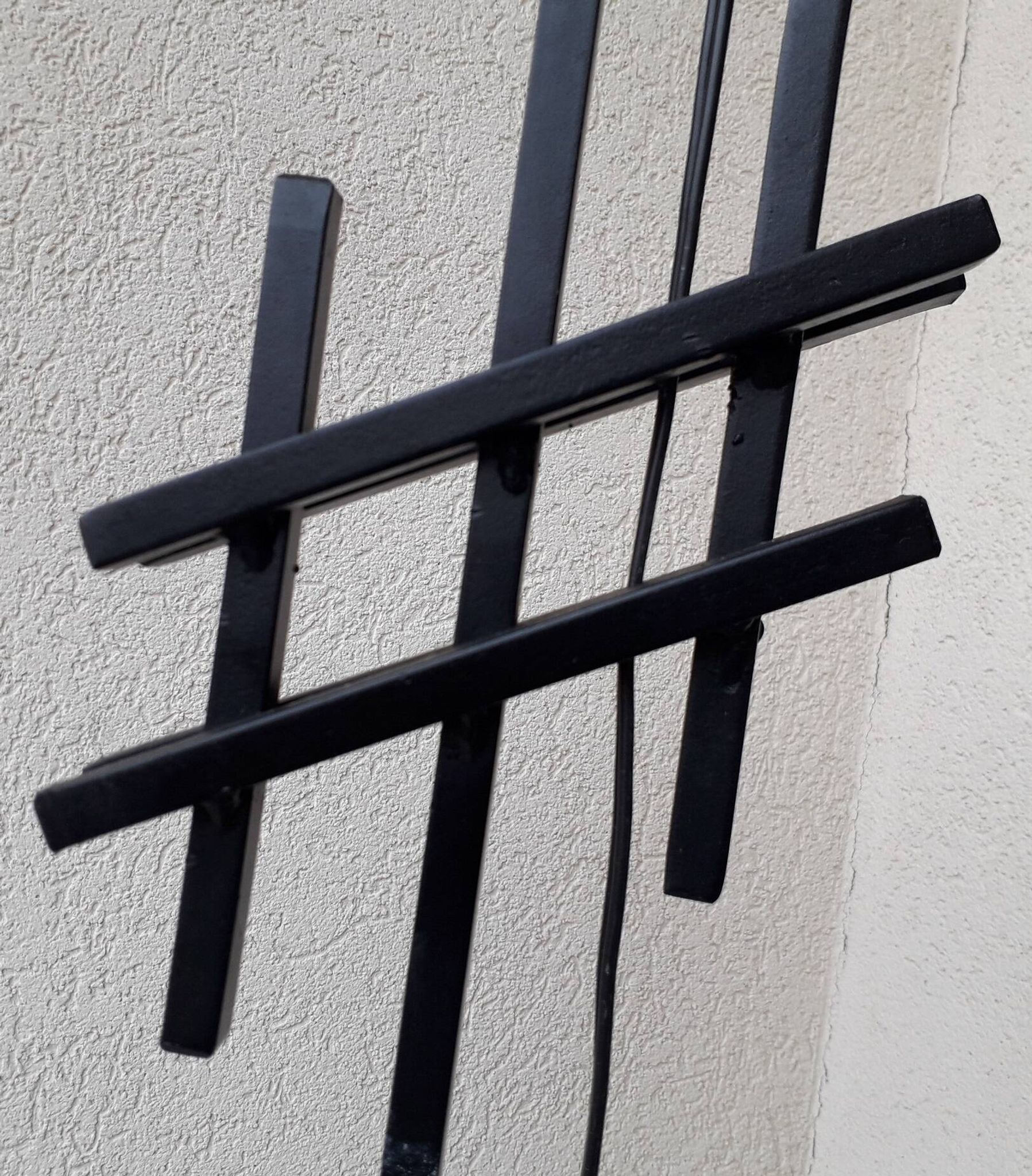 Lampadaire minimaliste en fer