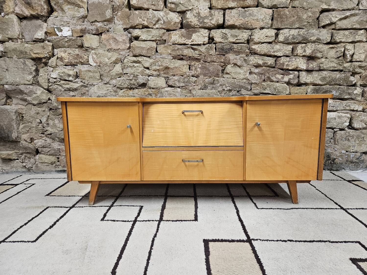 Small vintage sideboard 1960 compass foot