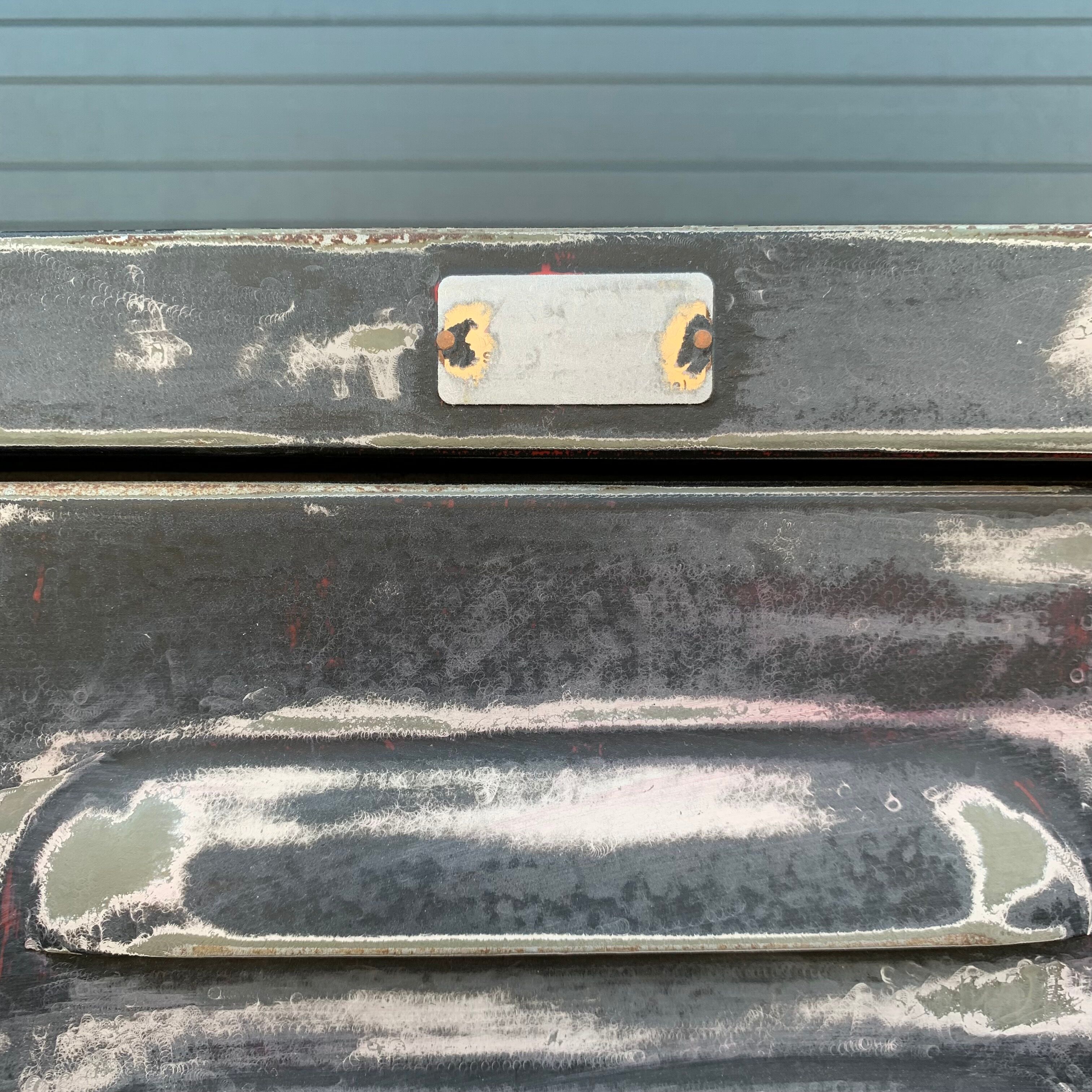 Industrial locker cabinet