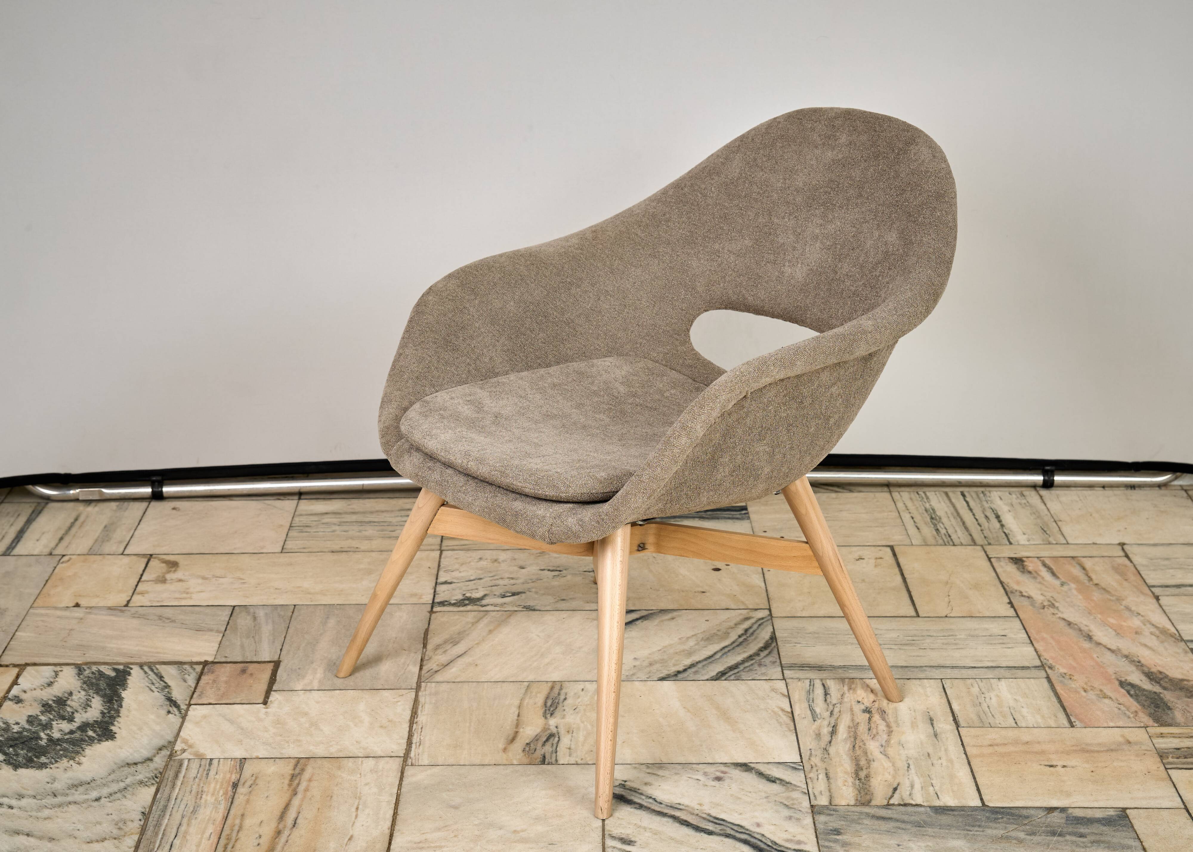 Shell Lounge Chair by Miroslav Navratil, 1960s, Czechoslovakia